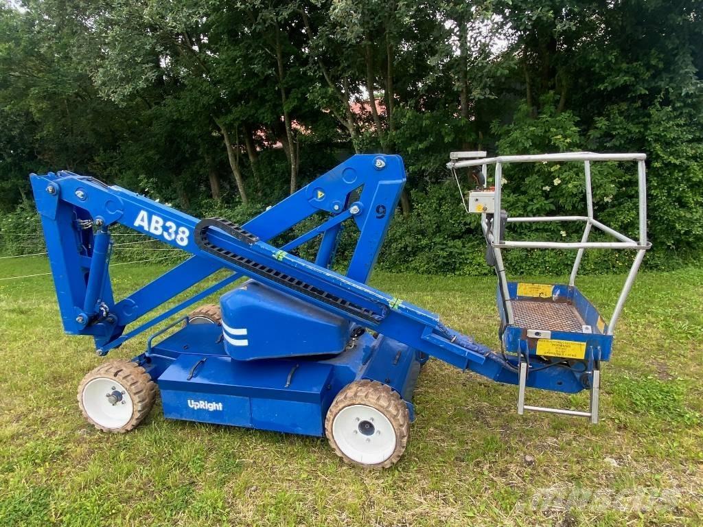 UpRight AB38N Piattaforme a braccio articolato