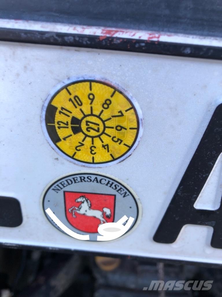 Shibaura ST 330 HST Trattori compatti