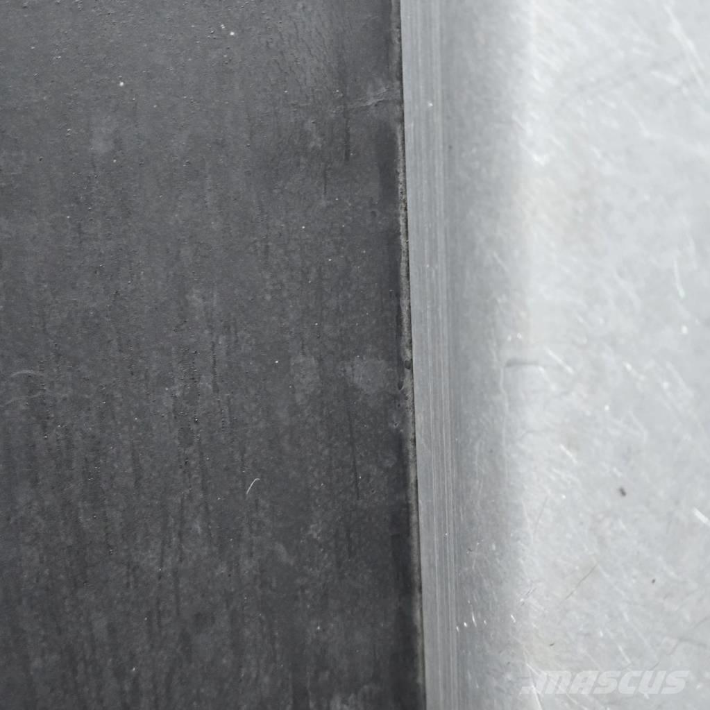 Kässbohrer PB 600 Battipista