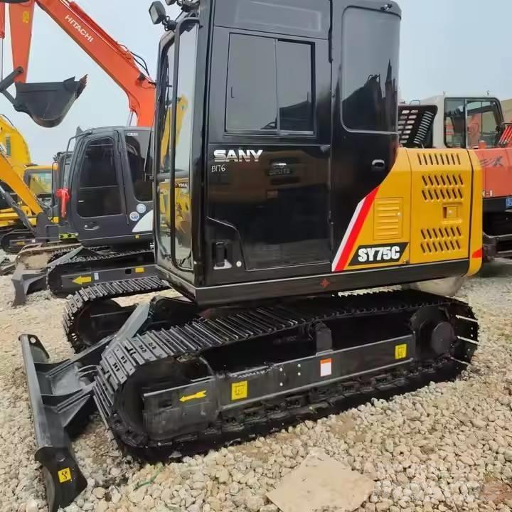 Sany SY75C Escavatori cingolati