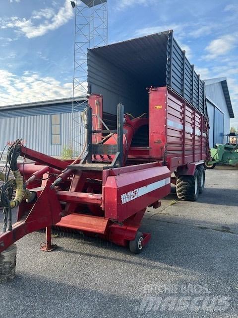 JF 3500 Rimorchi autocaricanti