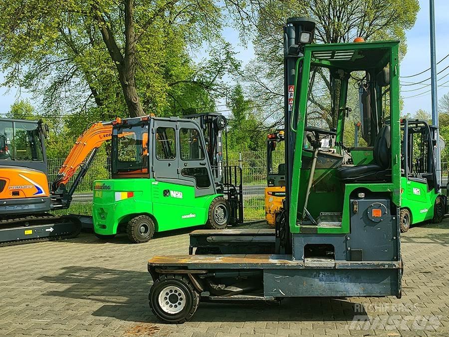 Combilift C3500 Carrello elevatore retrattile a 4 vie