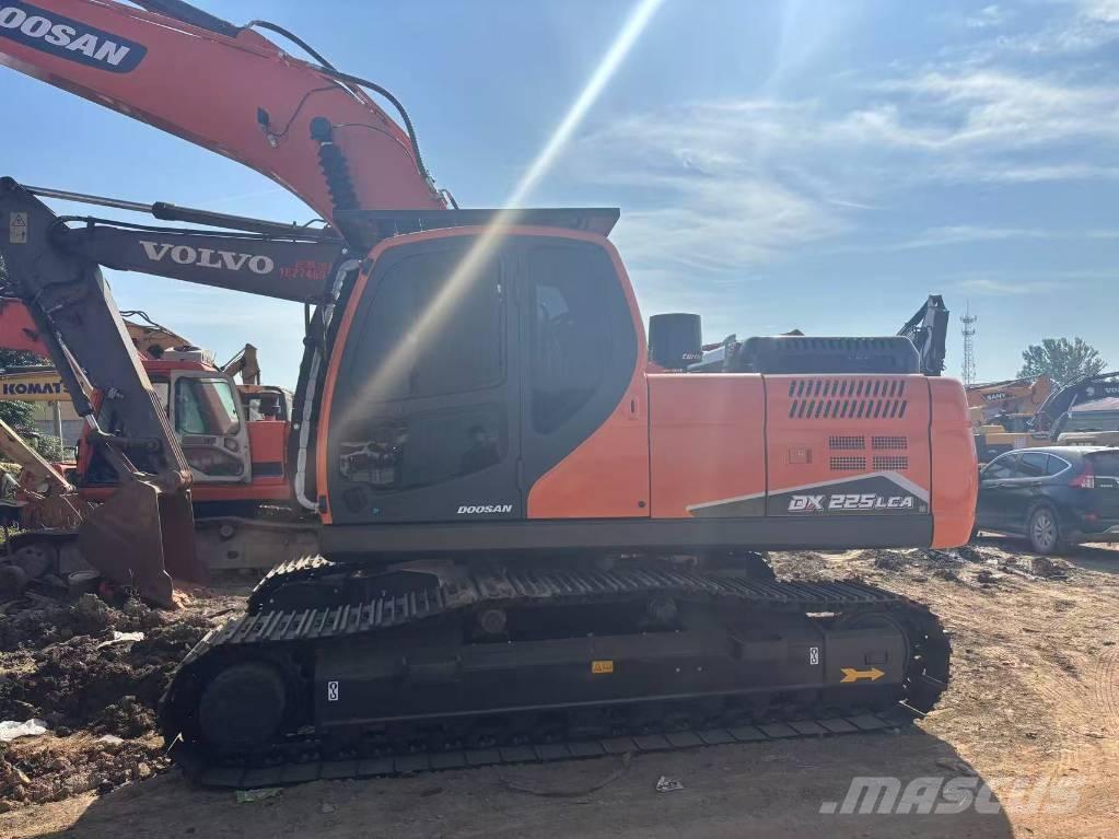 Doosan DX 225 LCA Escavatori medi 7t - 12t