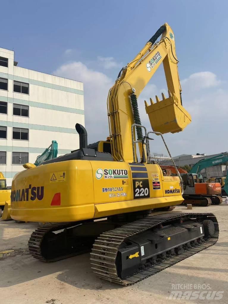 Komatsu PC 220-8 Escavatori cingolati