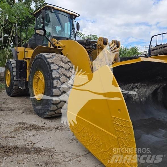 CAT 980K Pale gommate