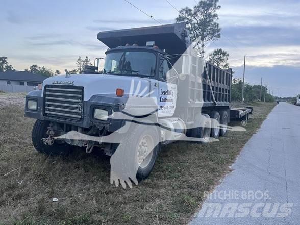 Mack RD688S Camion ribaltabili