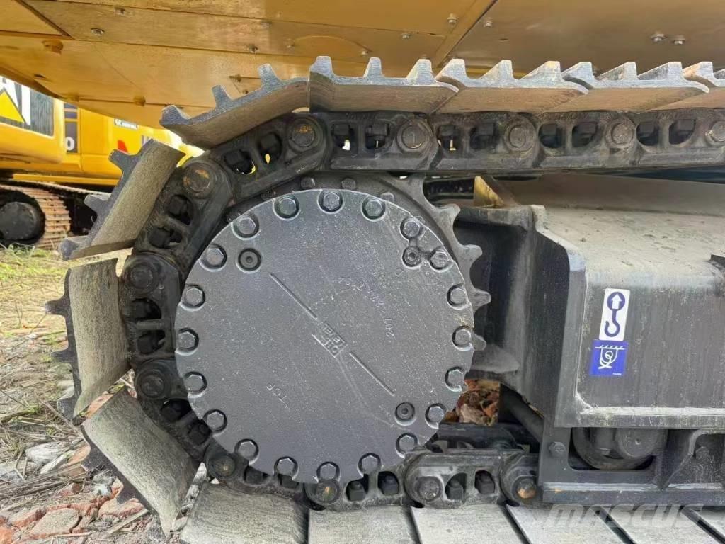 Komatsu 360-7 Escavatori cingolati