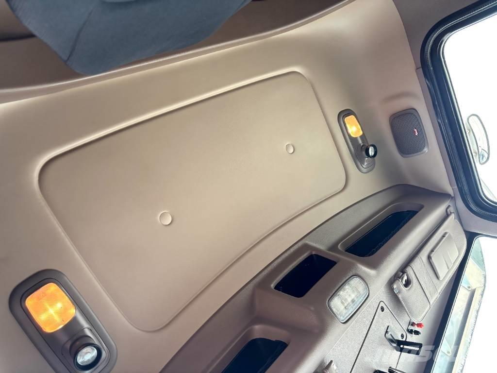 Peterbilt 389 Carroattrezzi