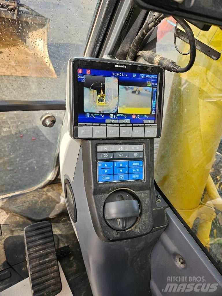 Komatsu PC210LC-11 Escavatori cingolati