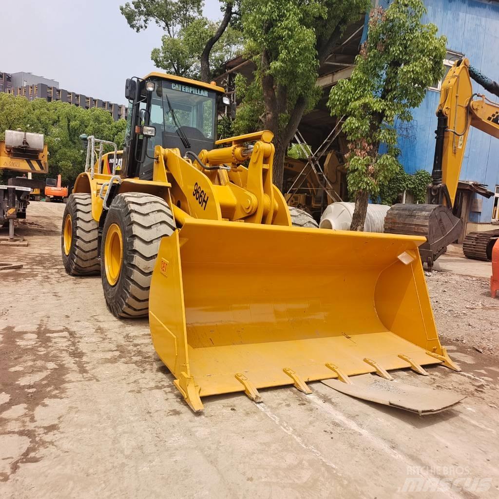 CAT 966 H Pale gommate