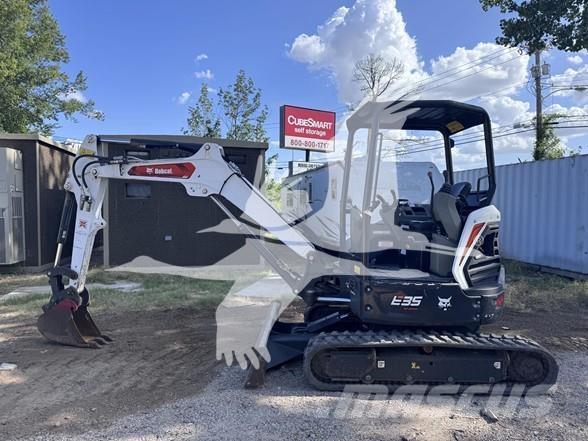 Bobcat E35i Miniescavatori