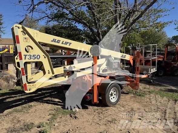 JLG T350 Piattaforme aeree su rimorchio