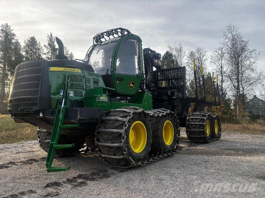 John Deere 1510G Forwarder