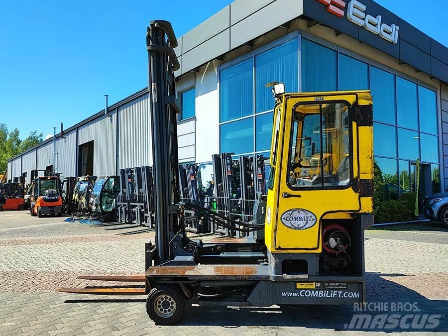 Combilift C4000 Carrello elevatore retrattile a 4 vie