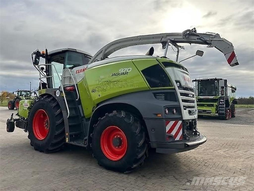 CLAAS Jaguar 970 Trince semoventi