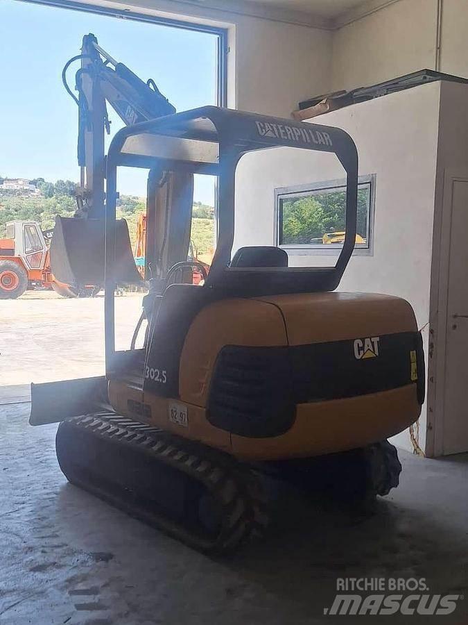 CAT 302.5 Miniescavatori