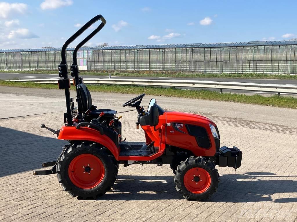 Kioti CS 2520 HST Trattori
