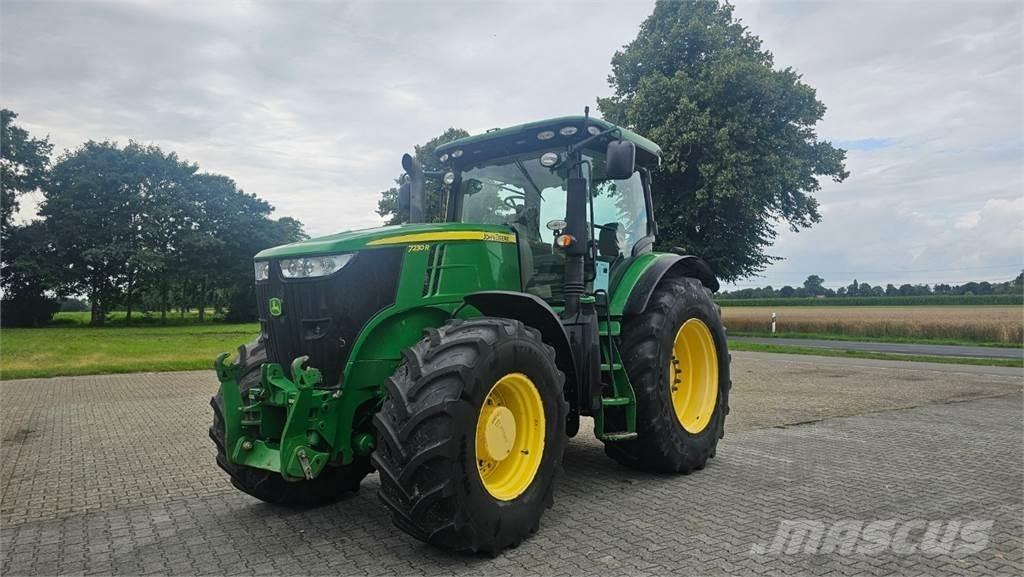 John Deere 7230R Trattori