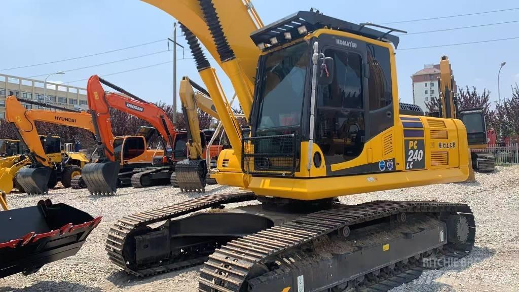 Komatsu PC240 Escavatori cingolati