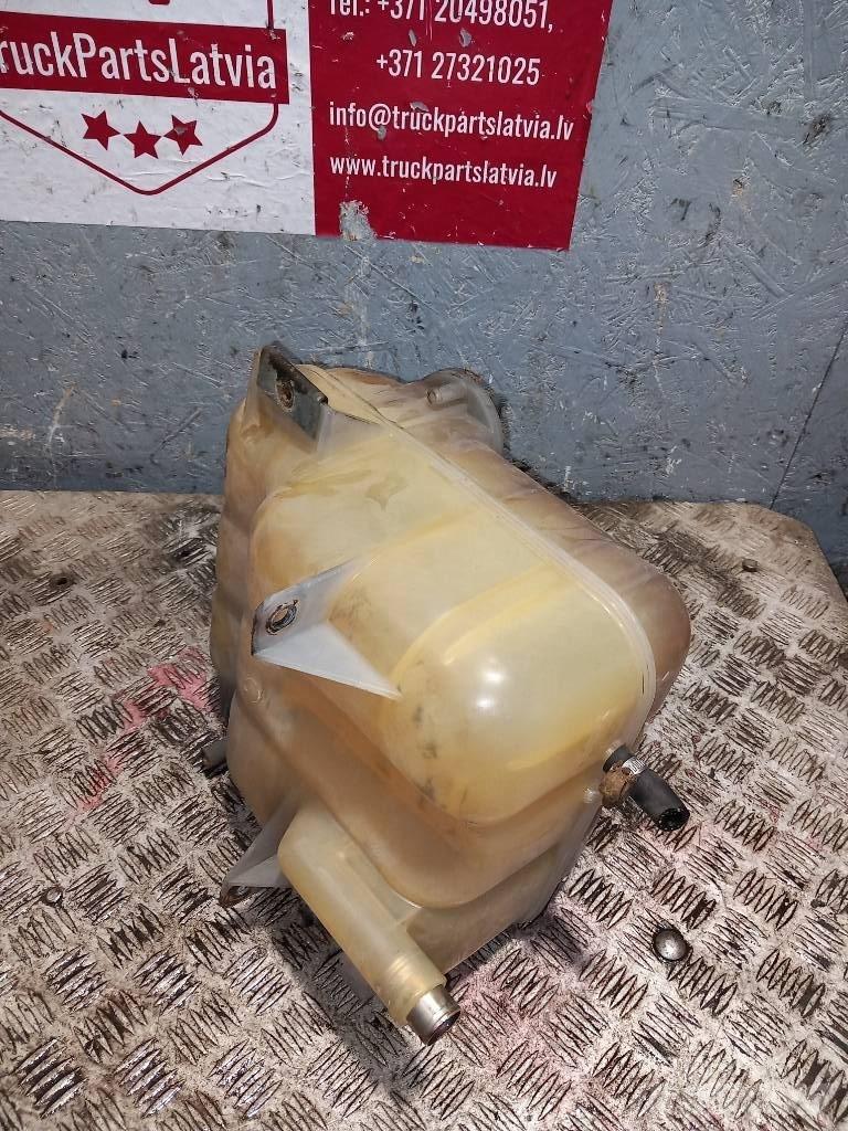Volvo FH 12    1676400 Cabine e interni