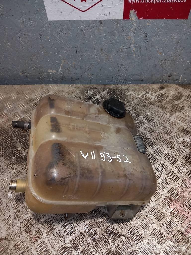 Volvo FH 12    1676400 Cabine e interni