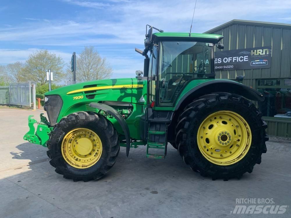 John Deere 7930 Trattori