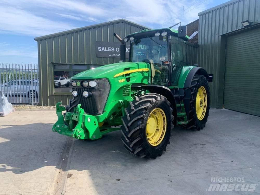 John Deere 7930 Trattori