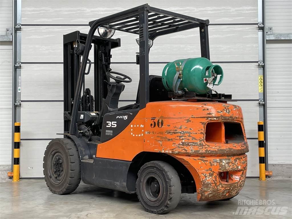 Doosan G35C-5 Carrelli elevatori GPL
