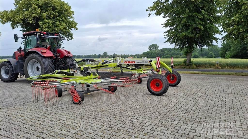 CLAAS Liner 2900 Andanatori