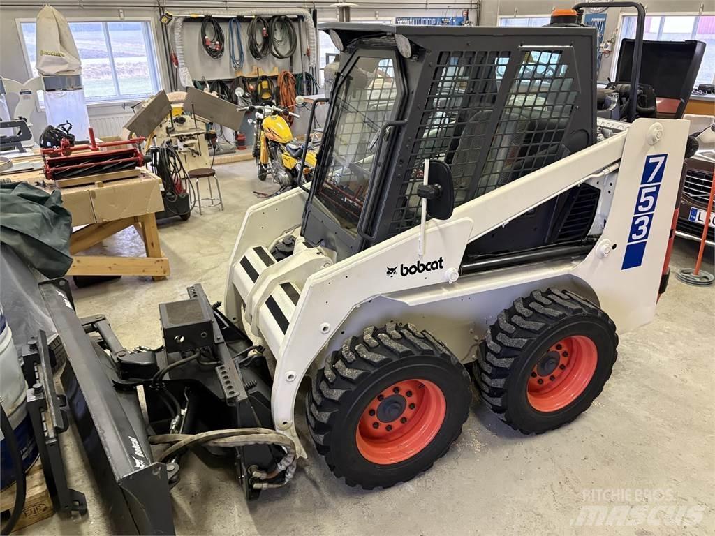 Bobcat 753 Mini pale