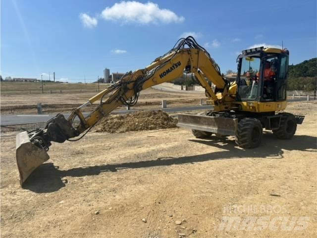 Komatsu PW98 MR-10 Escavatori gommati