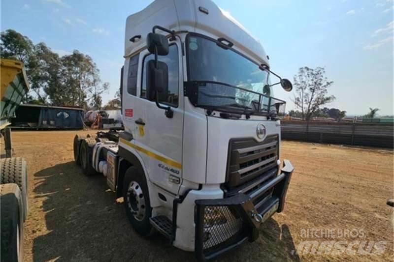 UD TRUCKS QUON Camion altro