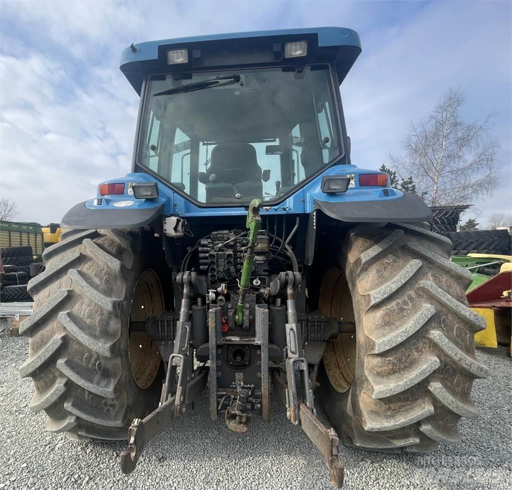 New Holland 8670 Trattori