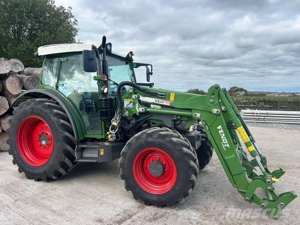 Fendt 211 Vario Trattori