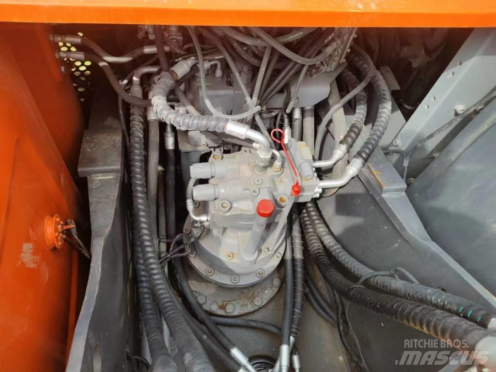 Hitachi ZX200 Escavatori cingolati