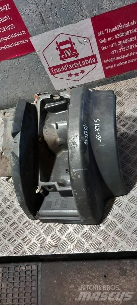 Scania 94 D.   1543634 Cabine e interni