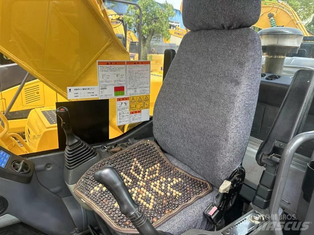 Komatsu PC 220 Escavatori cingolati