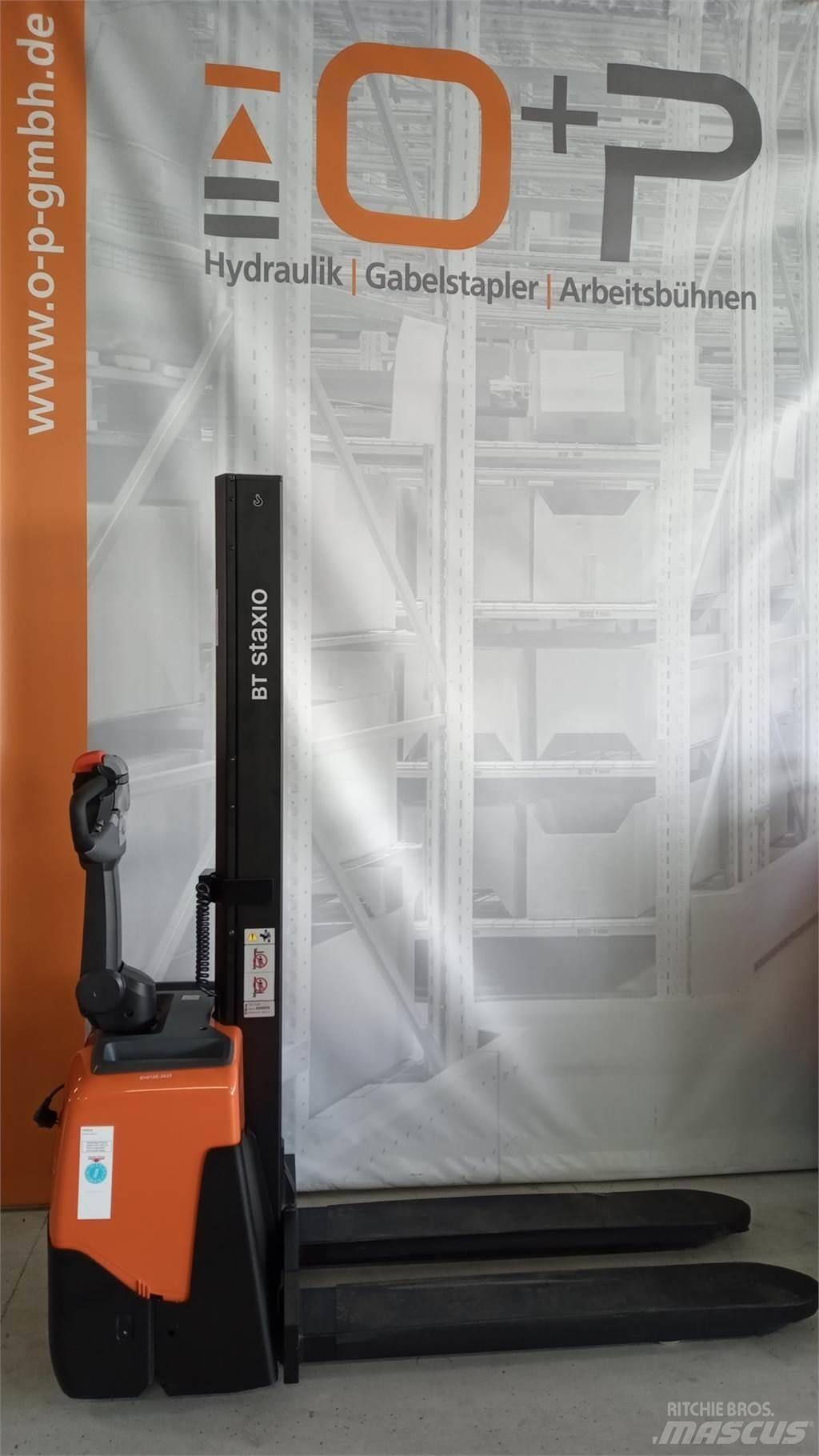 Toyota HWE100 Transpallet uomo a terra
