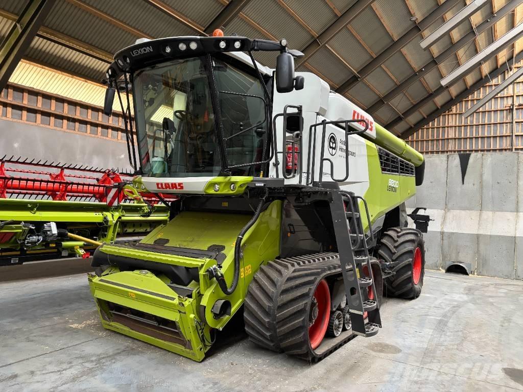 CLAAS LEXION 8800 TT Mietitrebbiatrici