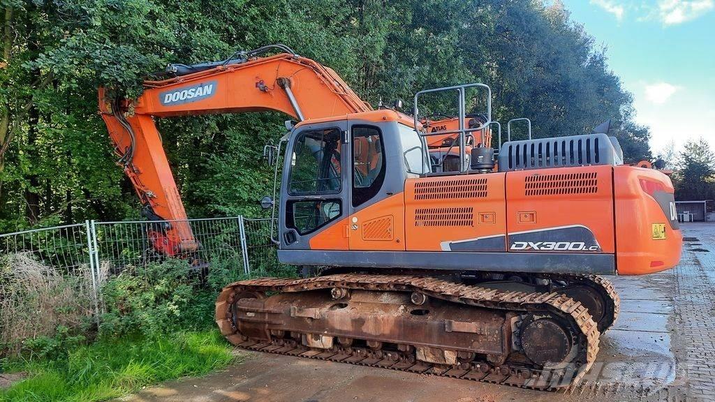 Doosan DX 300 LC-5 Escavatori cingolati