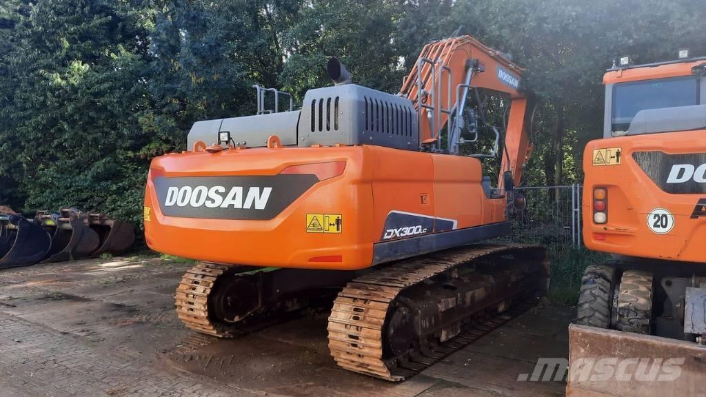 Doosan DX 300 LC-5 Escavatori cingolati