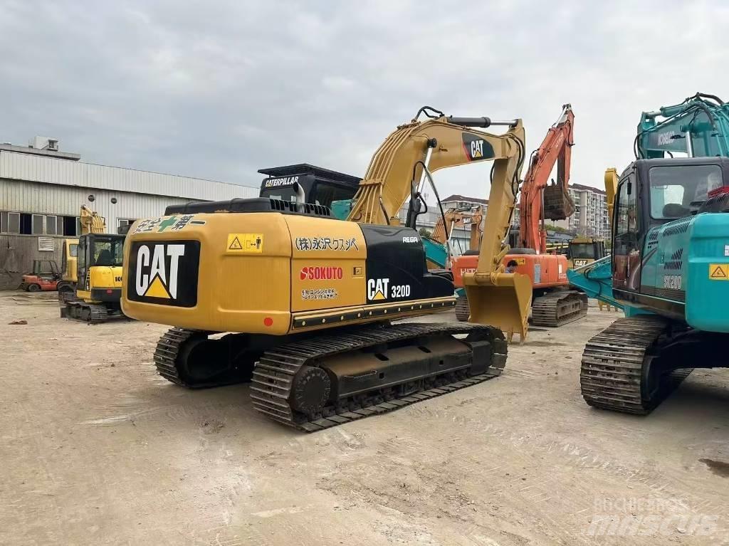 CAT 320 D Escavatori cingolati