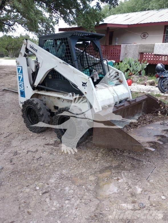 Bobcat 773 Mini Pale Gommate