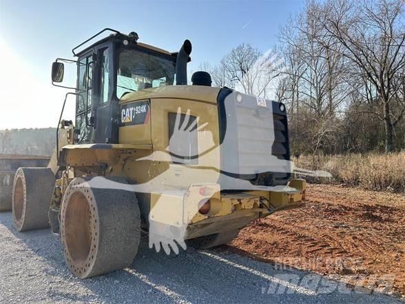 CAT 924K Pale gommate