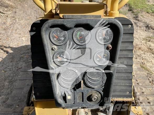 CAT D3G XL Dozer cingolati