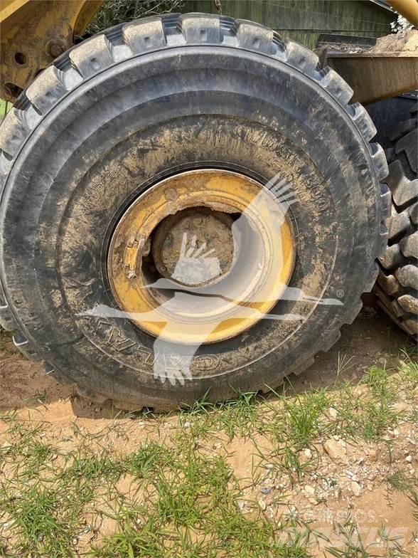 Komatsu HM400 Dumpers articolati