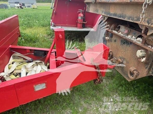 Sterling L7500 Camion ribaltabili