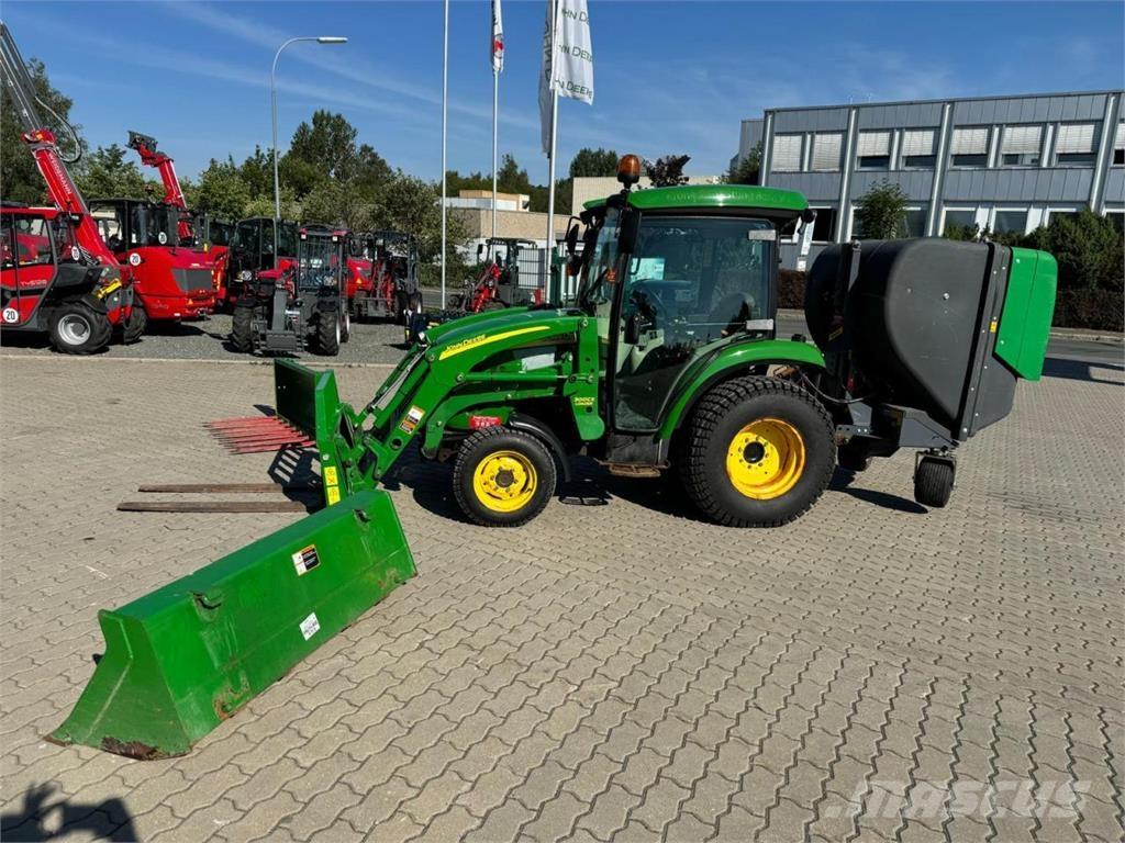John Deere 3720 Trattori compatti