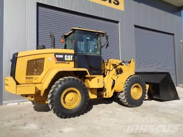 CAT 938M Pale gommate