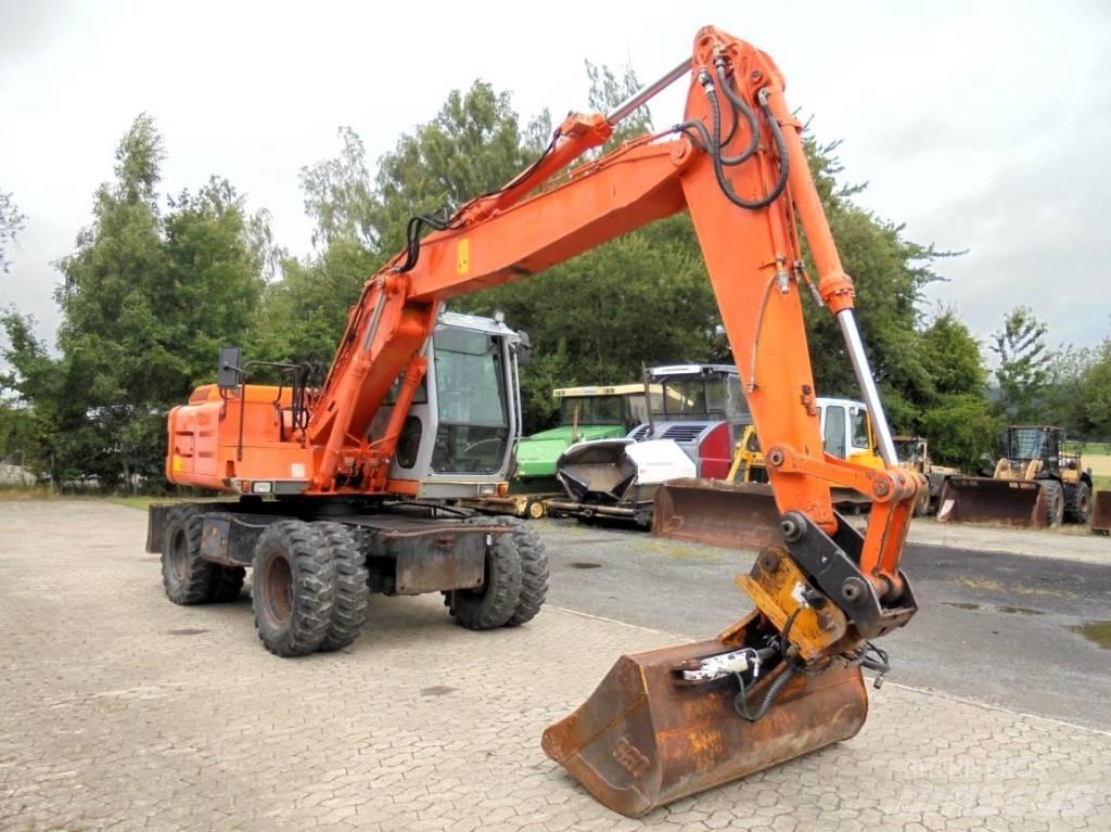 Hitachi FH 130 W-3 Escavatori gommati